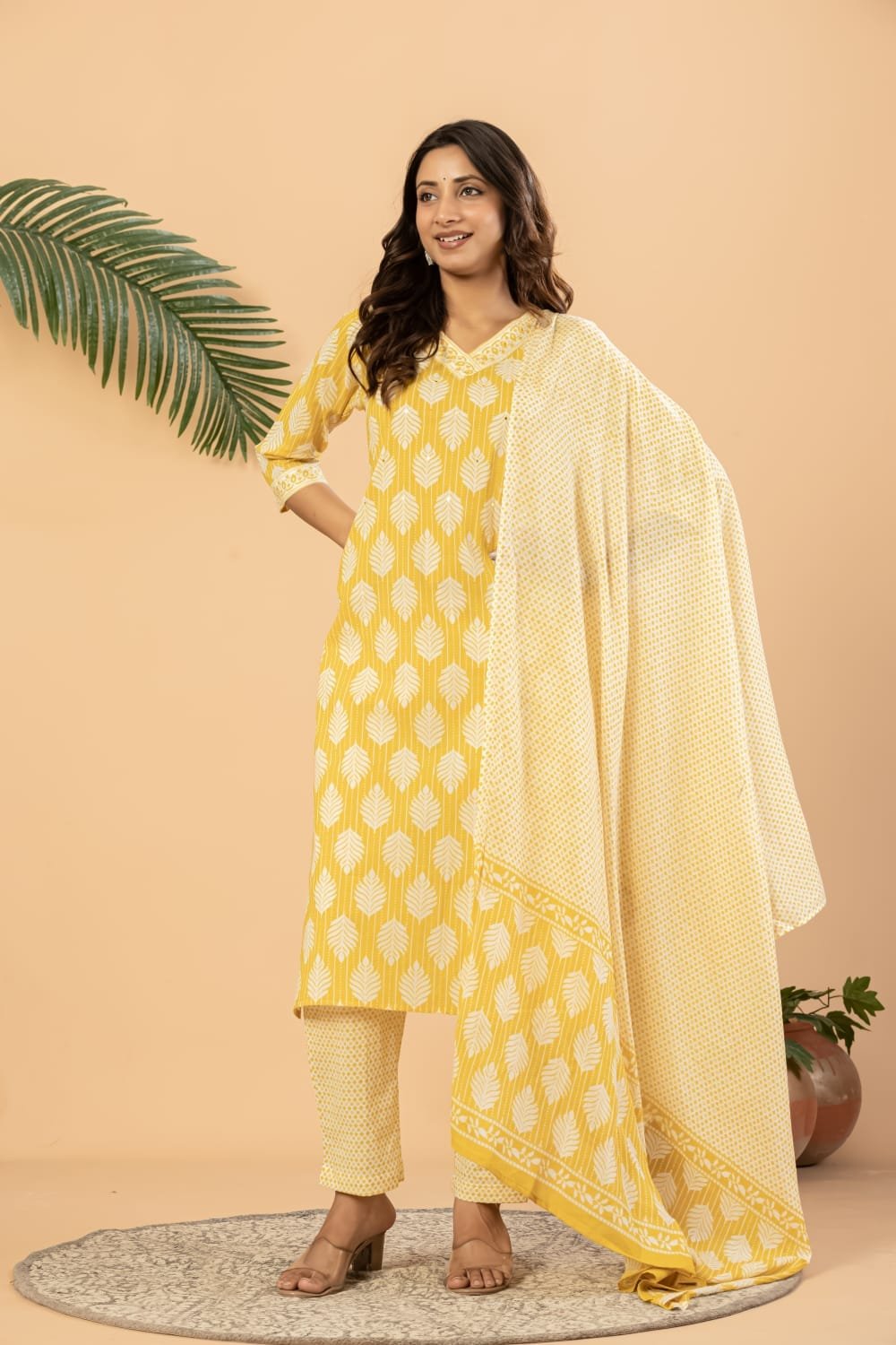 Women Pure Cotton Leaf Printed Straight Kurta Set with Pants | The Kurti Shop view 6