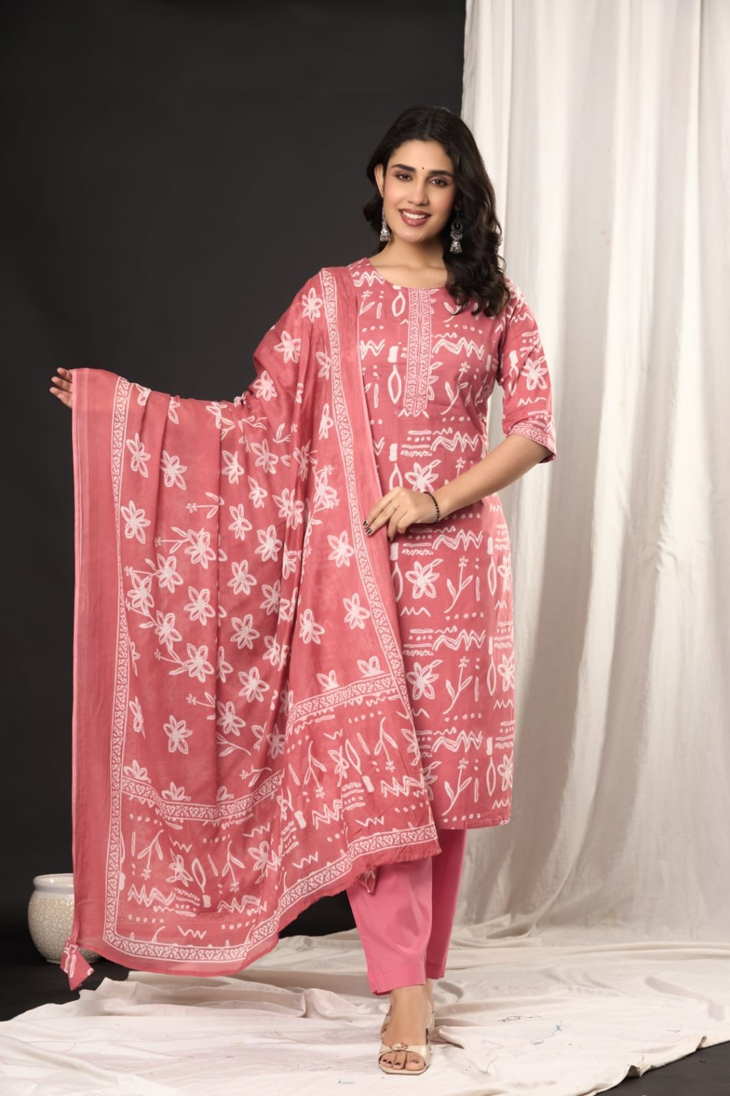 Women's Ethnic Floral Print Straight Kurti Set with Tailored Pants & Printed Dupatta | Traditional 3-Piece Suit Set by The Kurti Shop